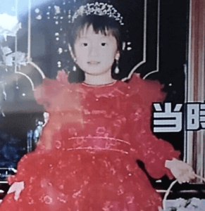 松本まりかは子供の頃は暗い性格で友人もいなかった