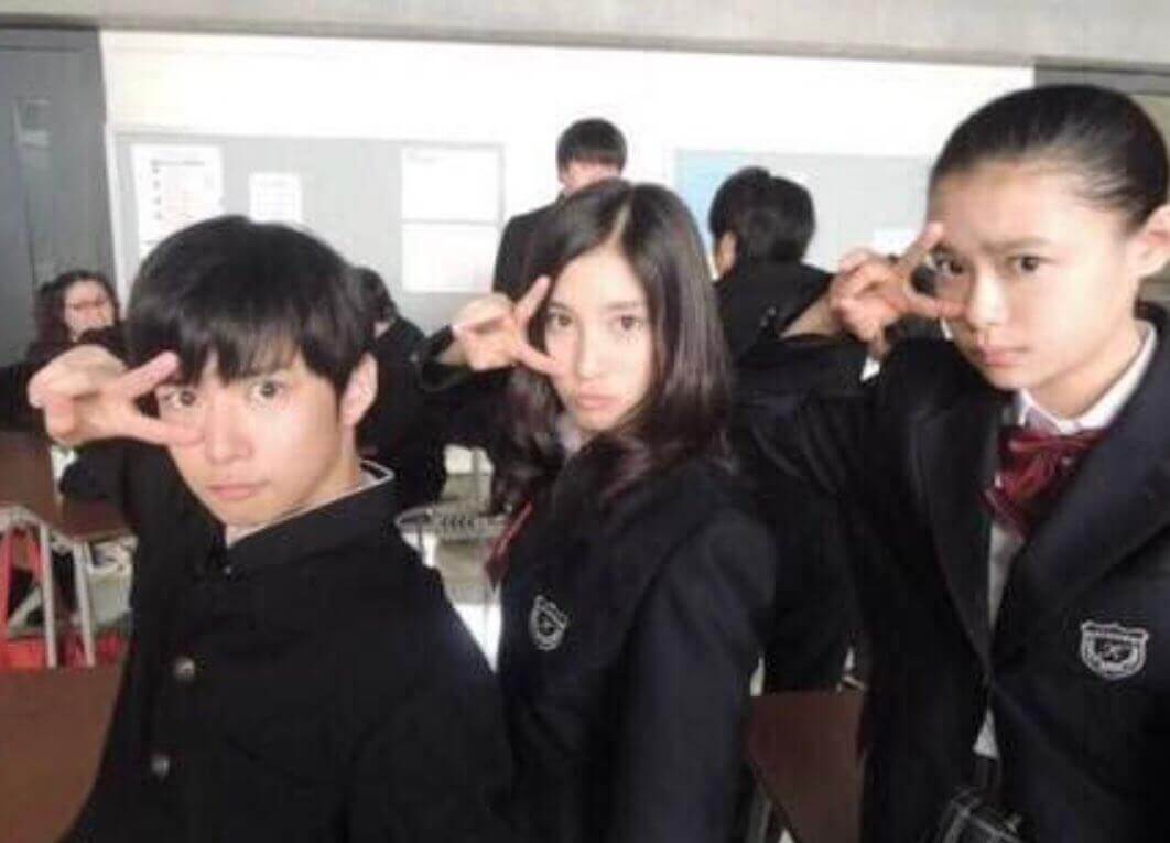 杉咲花さんと千葉雄大さんはドラマ『黒の女教師』で共演