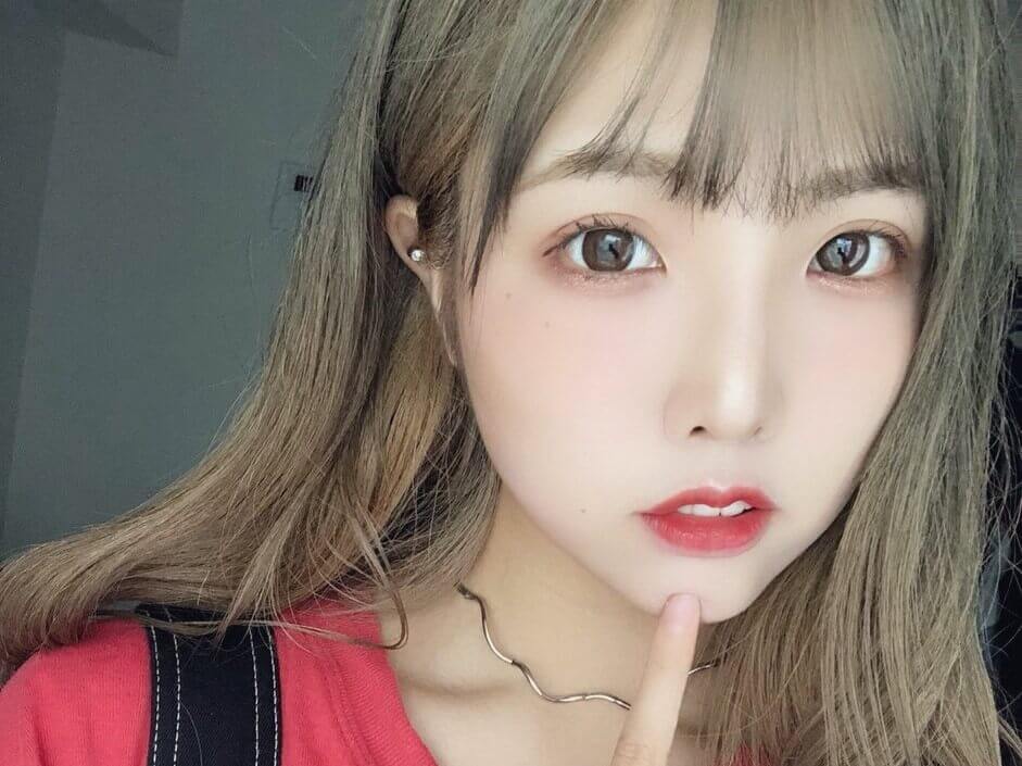 笹木里緒菜は鼻を整形してる?歯は矯正?