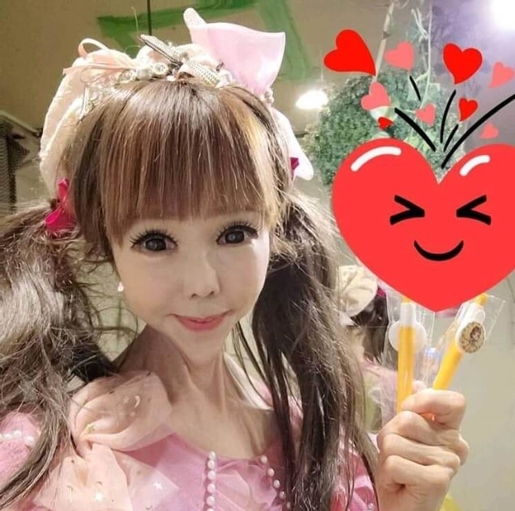 恵中瞳が顔が怖い!?