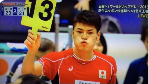 石川祐希のネックレスのブランドは?購入方法とは