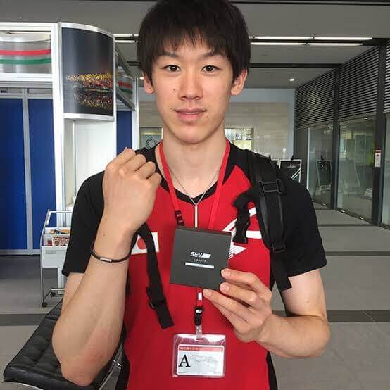 石川祐希選手のネックレスのブランドは?購入方法とは?