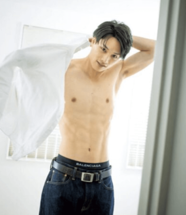 腹筋割れ