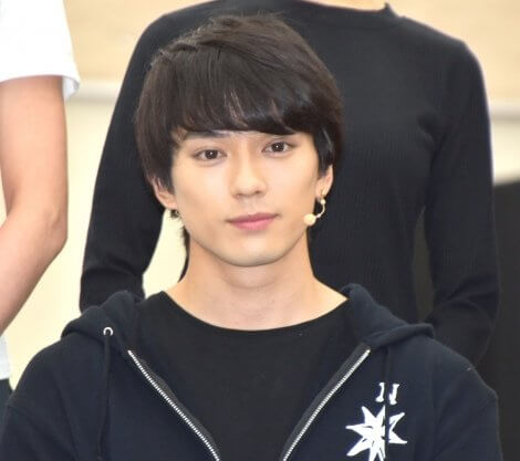 新田真剣佑の2022年現在の彼女は誰?
