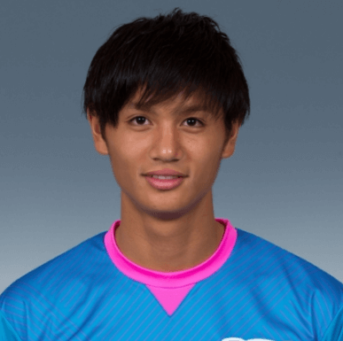 高橋メアリージュンの兄弟は4人!妹はモデルで弟はサッカー選手と画家の有名人揃い