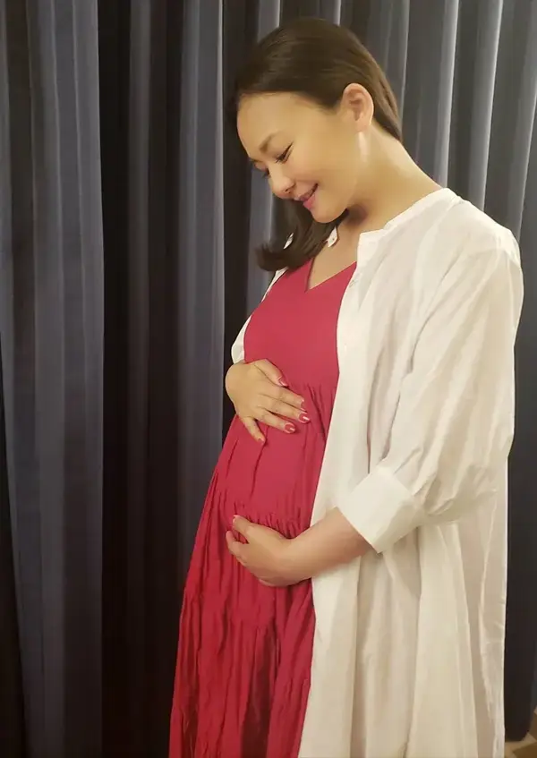 華原朋美に前の旦那は居るの?離婚歴は?現在は専属マネージャーの一般人男性!